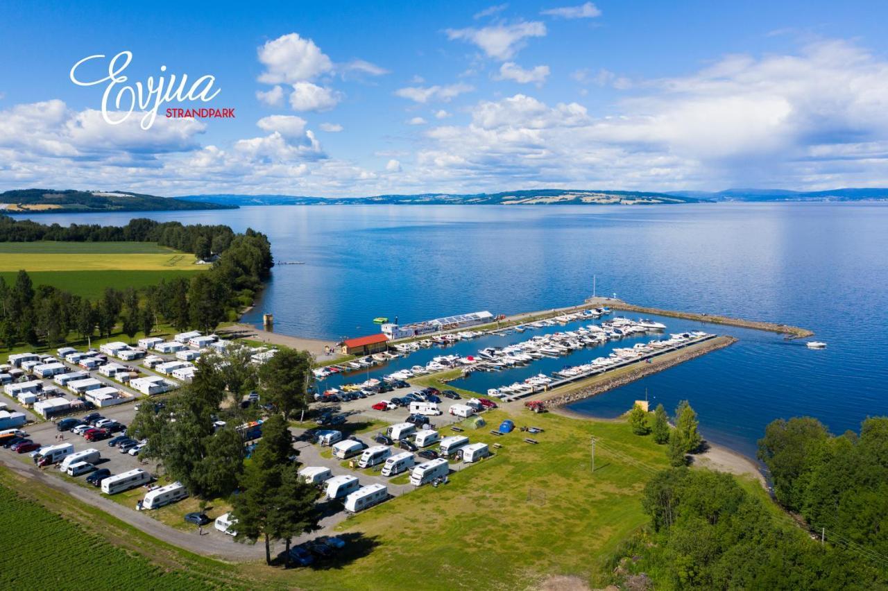 Готель Idylliske Evjua Ved Mjosa Skreia Екстер'єр фото